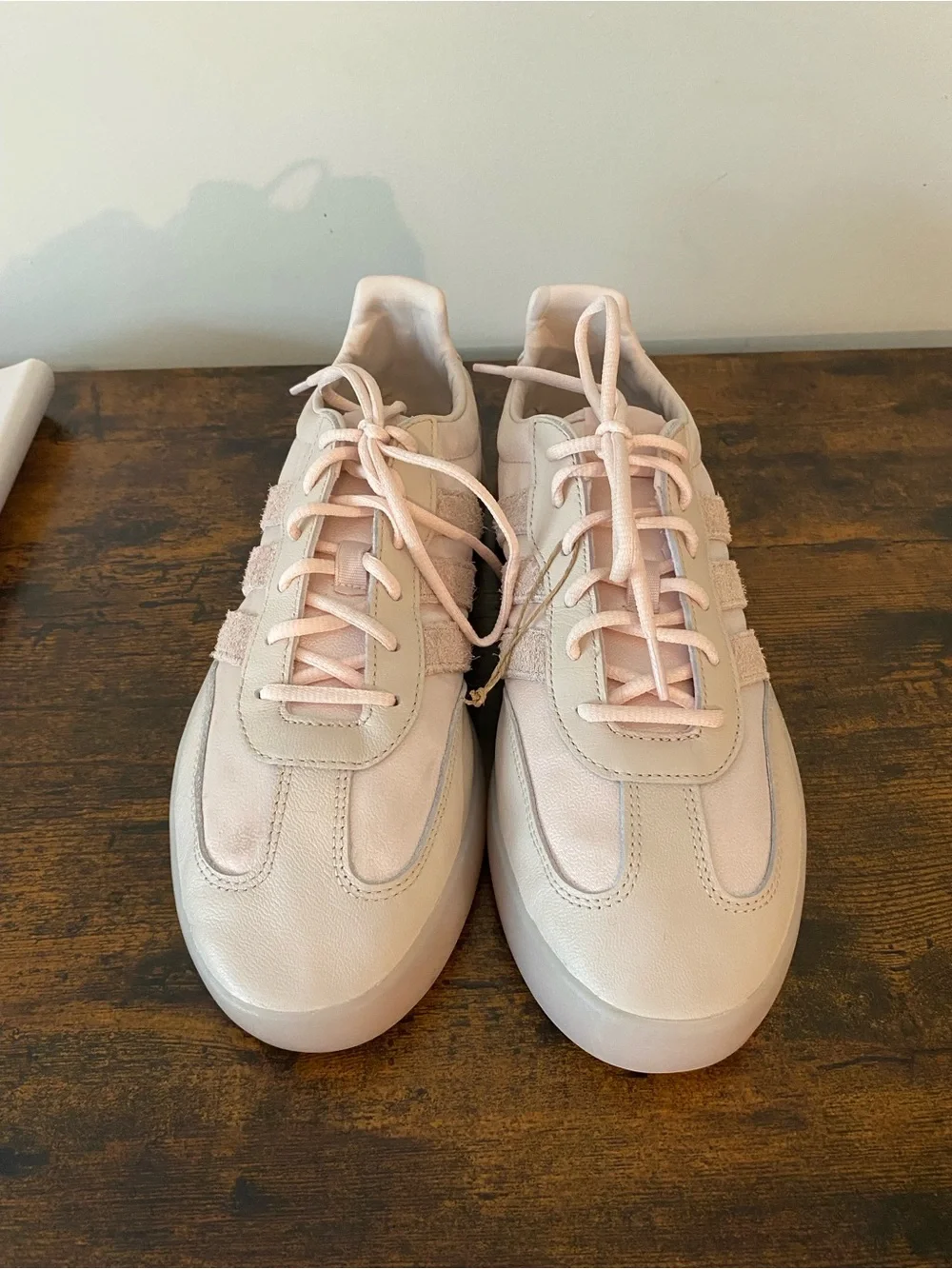 adidas Women’s Pale Pink Shiny Low-Top Platform Sneakers - Flaws